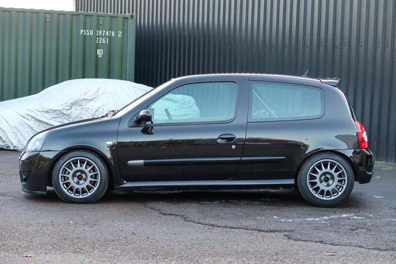 RENAULT CLIO