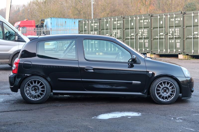 RENAULT CLIO