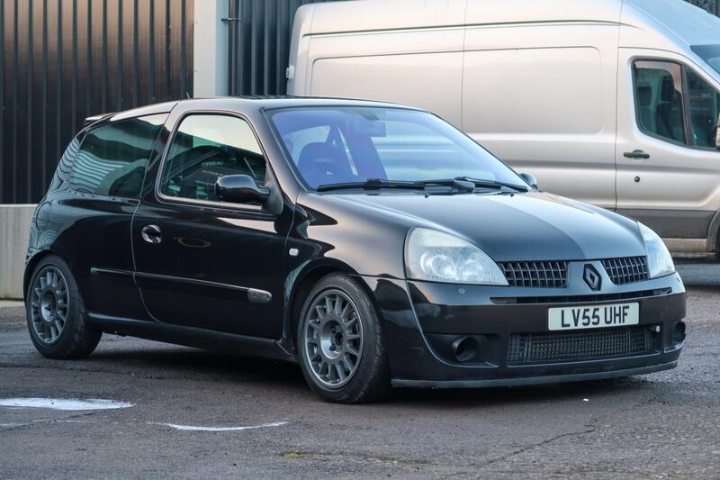 RENAULT CLIO