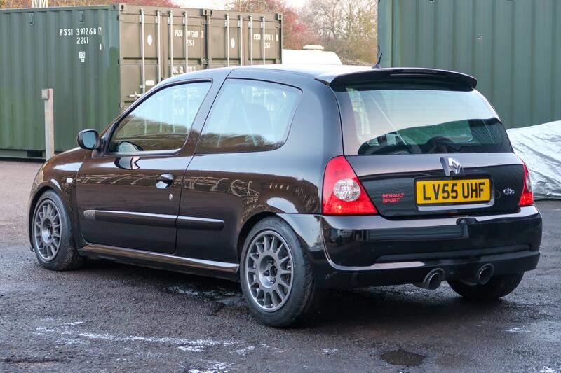 RENAULT CLIO