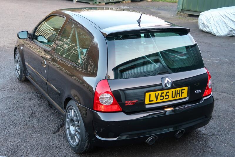 RENAULT CLIO