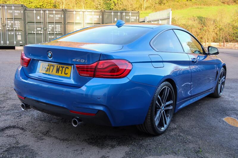 BMW 4 SERIES