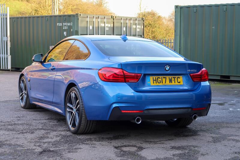 BMW 4 SERIES