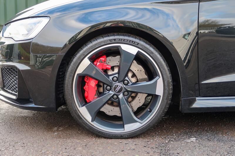 AUDI RS3