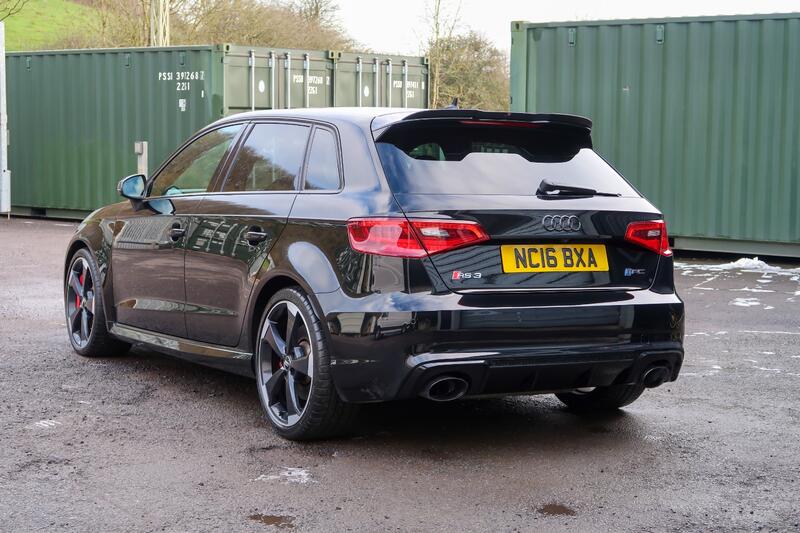 AUDI RS3