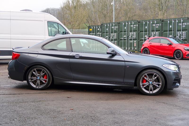BMW 2 SERIES