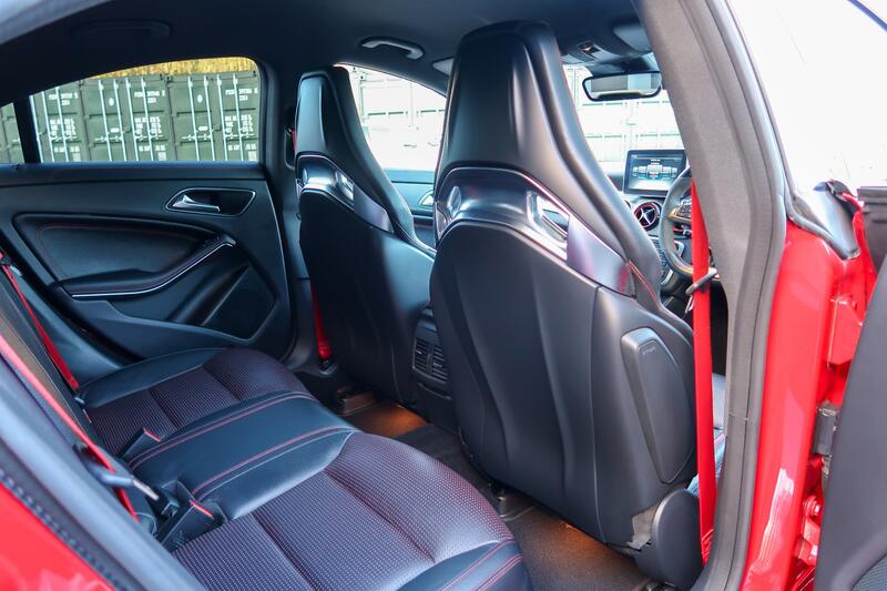 MERCEDES-BENZ CLA