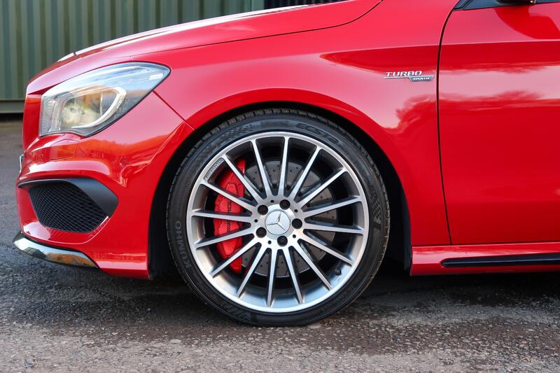 MERCEDES-BENZ CLA