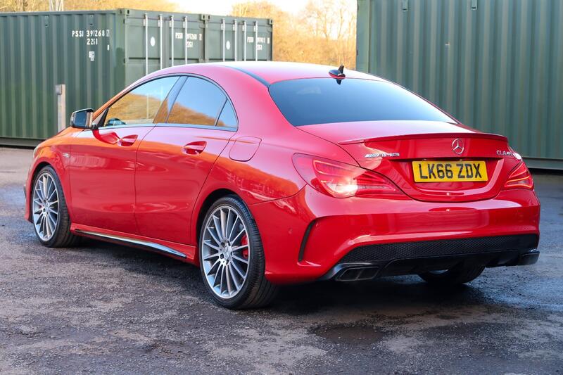MERCEDES-BENZ CLA