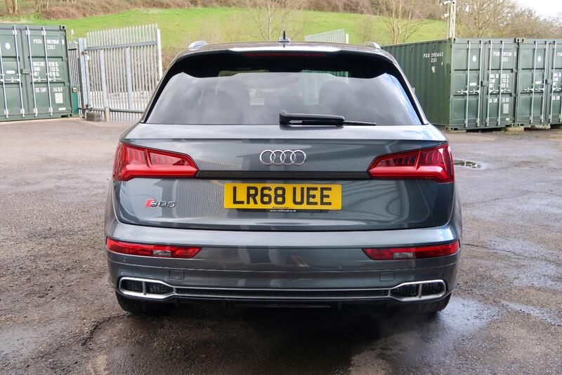 AUDI SQ5