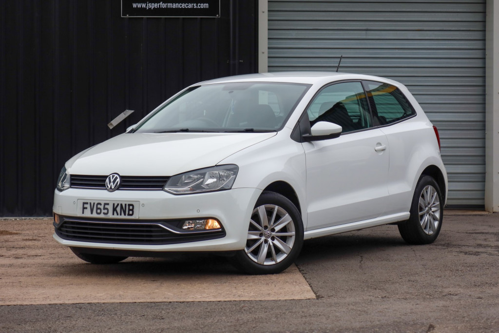 2015 Volkswagen POLO
